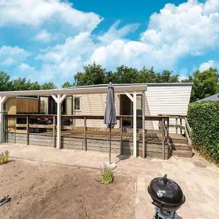 Charming Bungalow In Near The Efteling